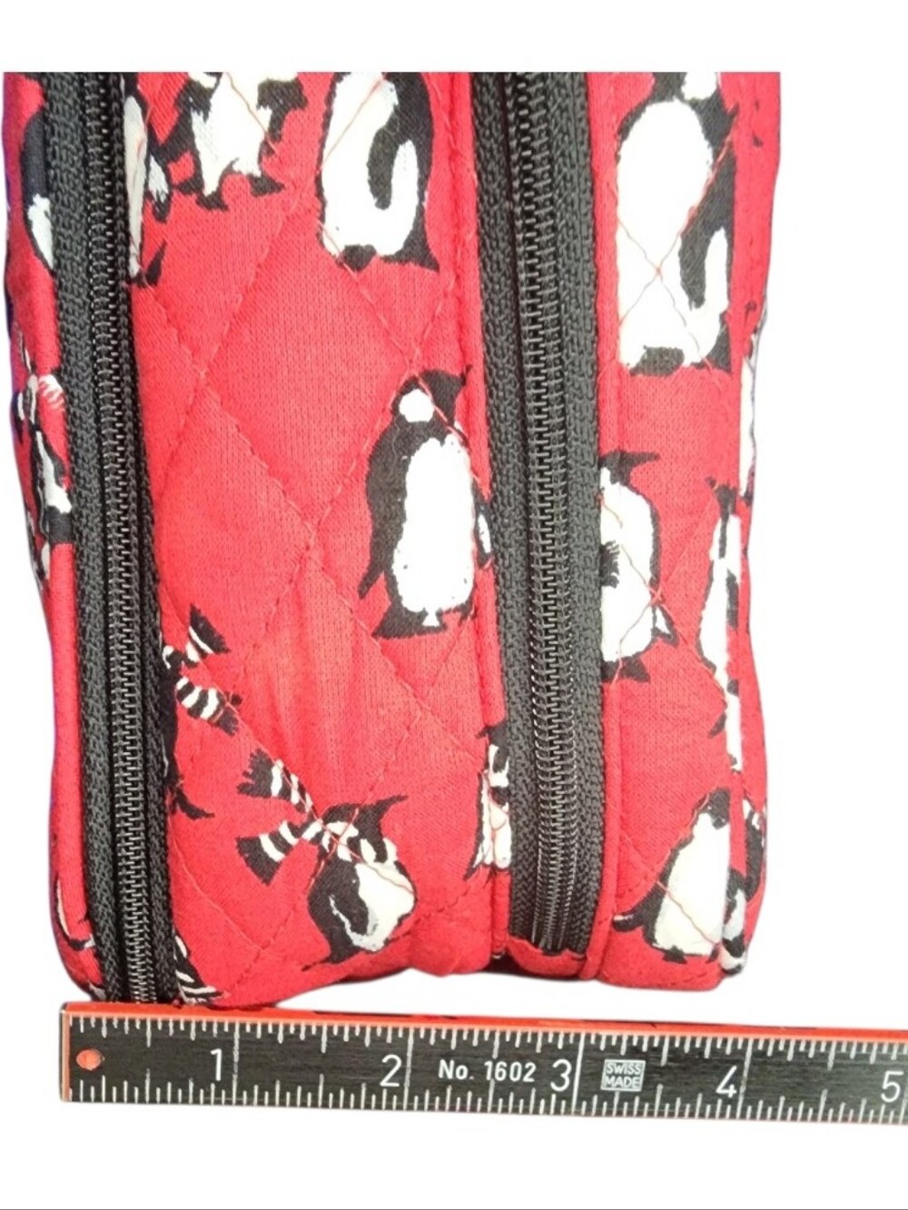 Vera Bradley Playful Penguins Makeup Case - Picture 9 of 9